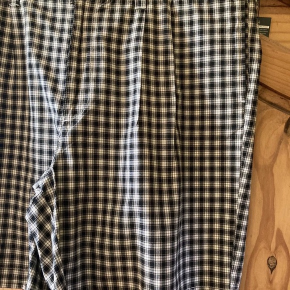 Men’s Harbor Bay black tan plaid pleated front chino shorts size 46 - NWT - Picture 3 of 9
